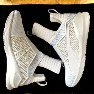 PUMA FENTY by RIHANNA